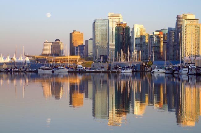 Uniform Services and Rentals in Vancouver, British Columbia for Automotive, Healthcare, Hospitality, Retail and More