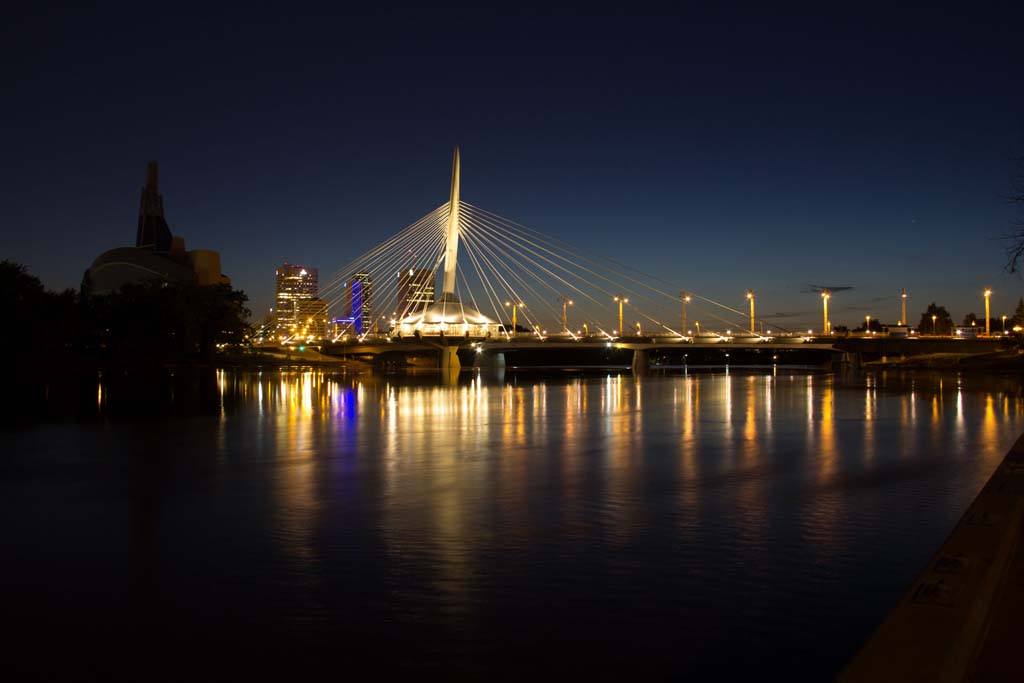 Uniform Services and Rentals in Winnipeg, Manitoba for Automotive, Healthcare, Hospitality, Retail and More