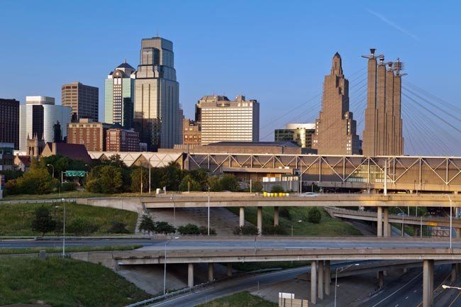 Uniform Services and Rentals in Springfield, Missouri for Automotive, Healthcare, Hospitality, Retail and More