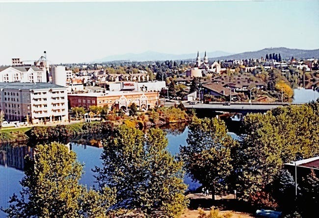 Uniform Services and Rentals in Spokane, Washington for Automotive, Healthcare, Hospitality, Retail and More