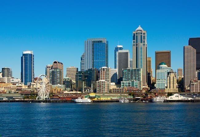 Uniform Services and Rentals in Washington for Automotive, Healthcare, Hospitality, Retail and More